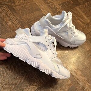 Nike Air Huarache White/ Platinum